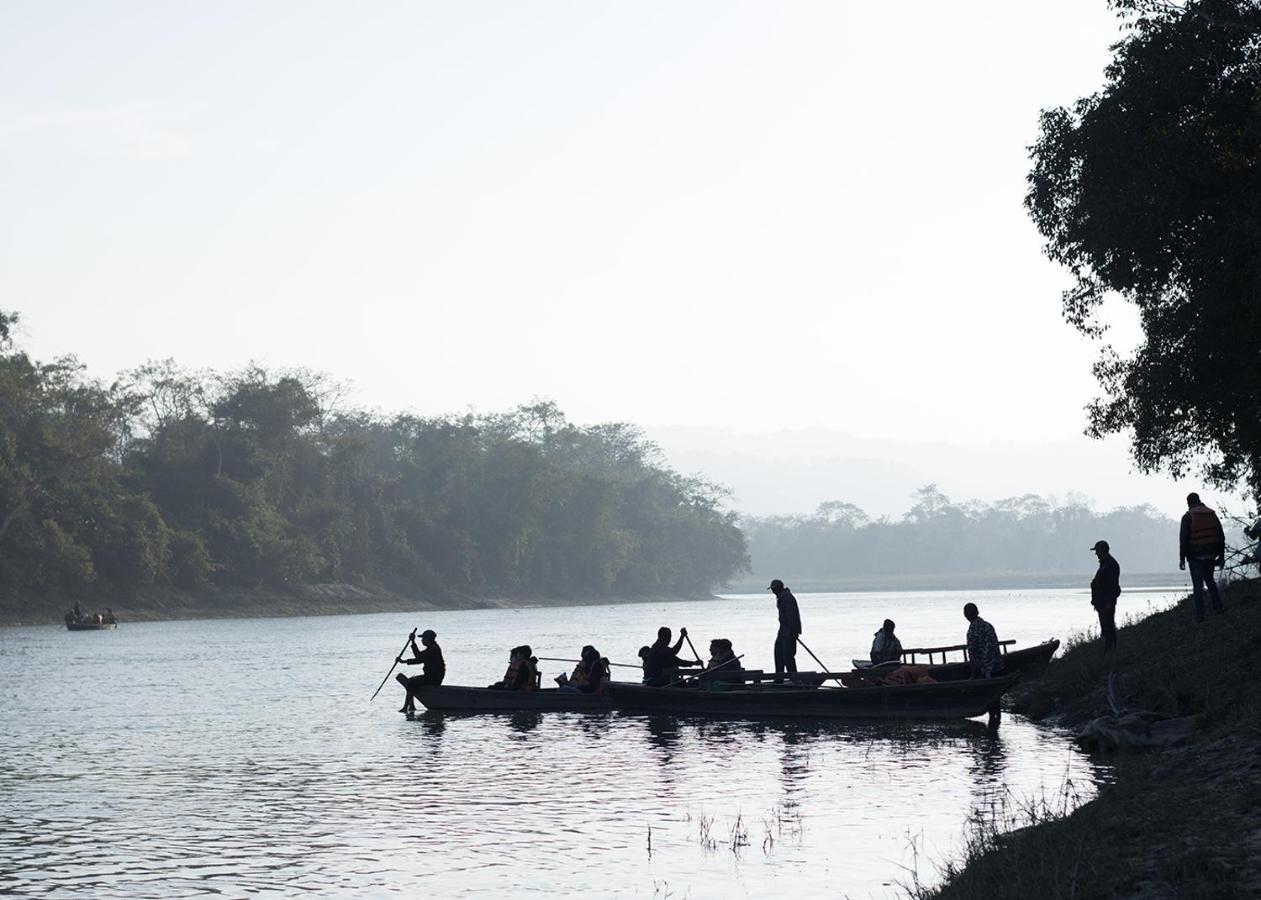 Sanctuary Chitwan National Park Читван Екстериор снимка