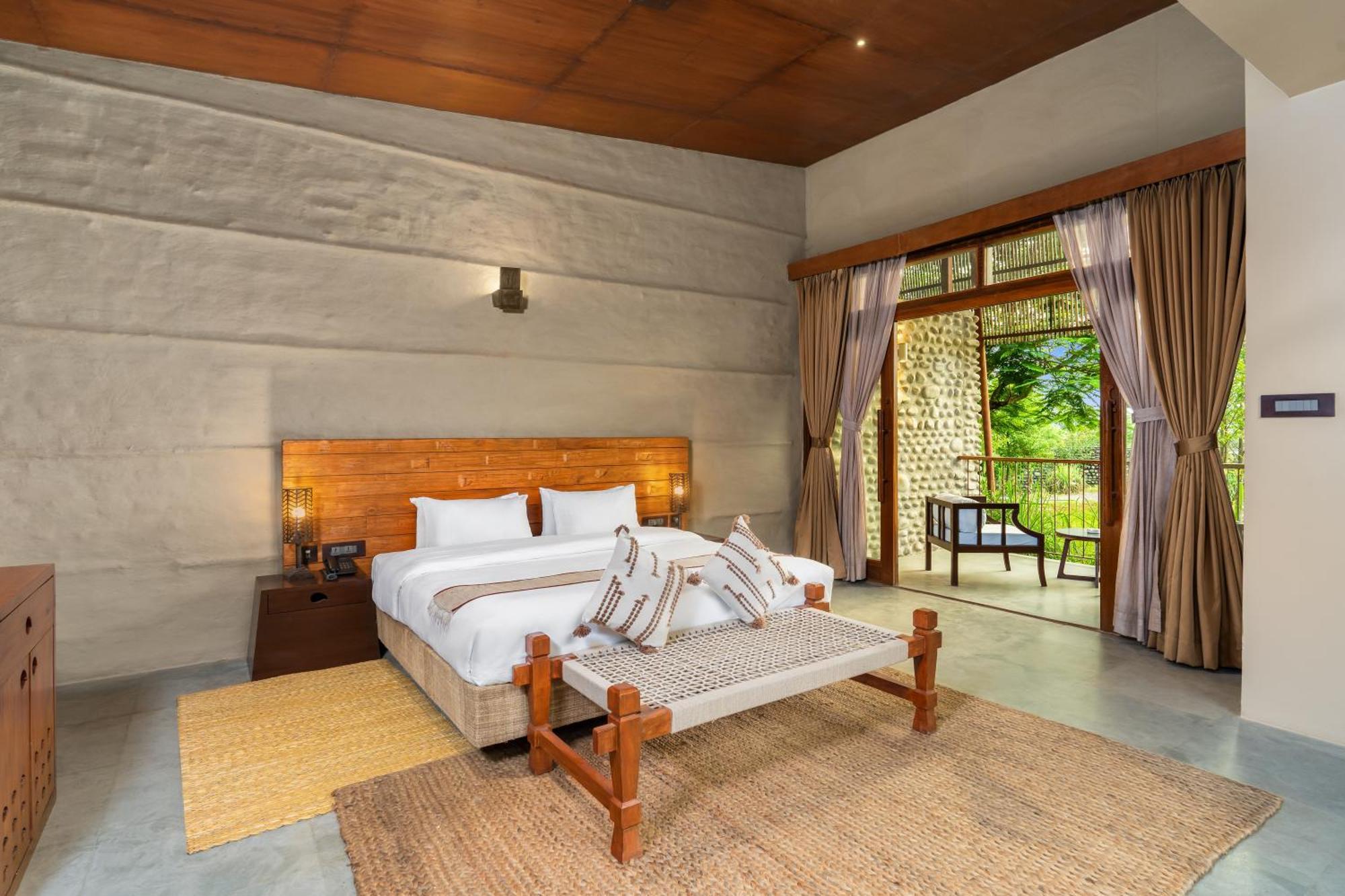 Sanctuary Chitwan National Park Читван Екстериор снимка